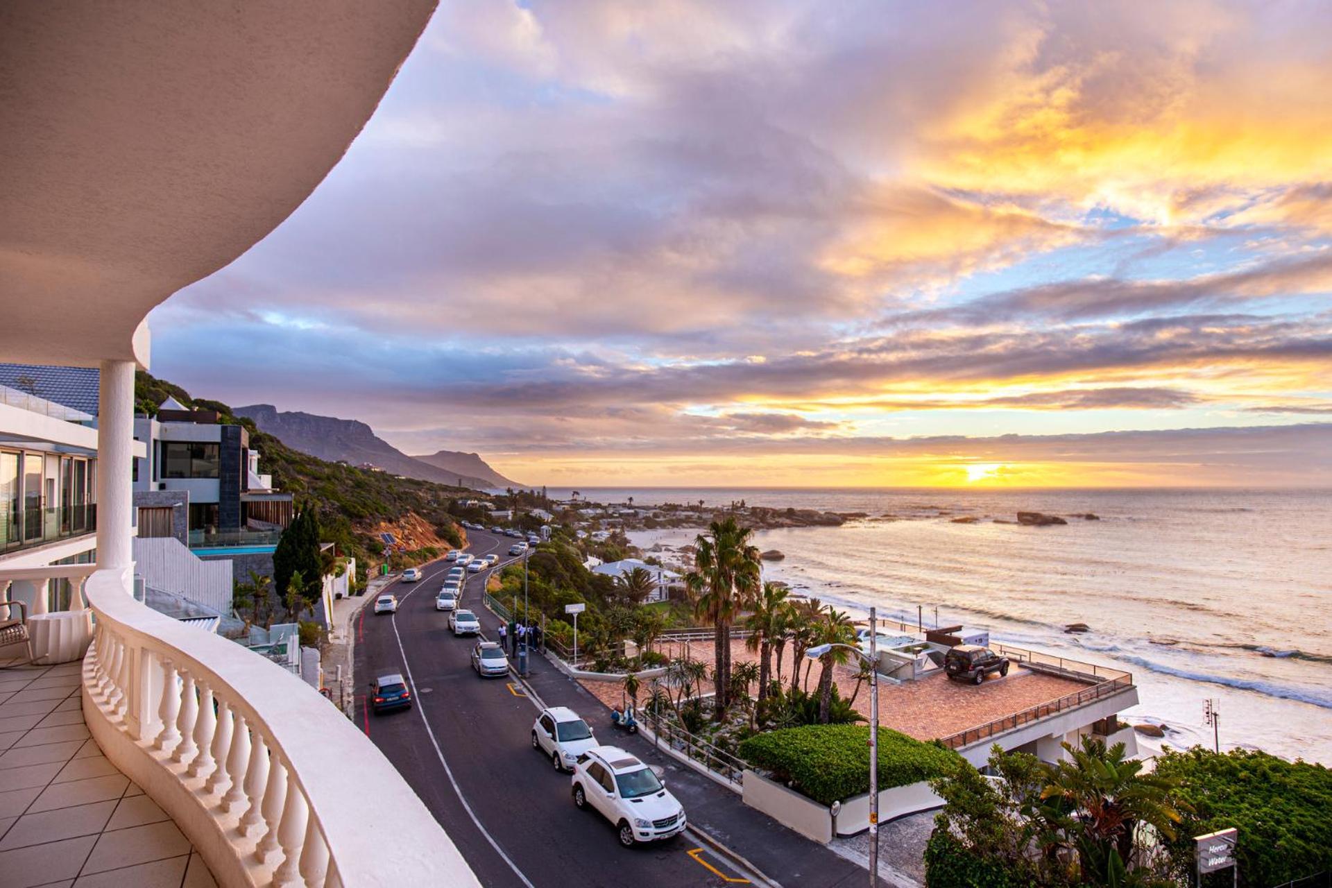 Clifton Yolo Spaces - Clifton Beachfront Apartments Cape Town Bagian luar foto