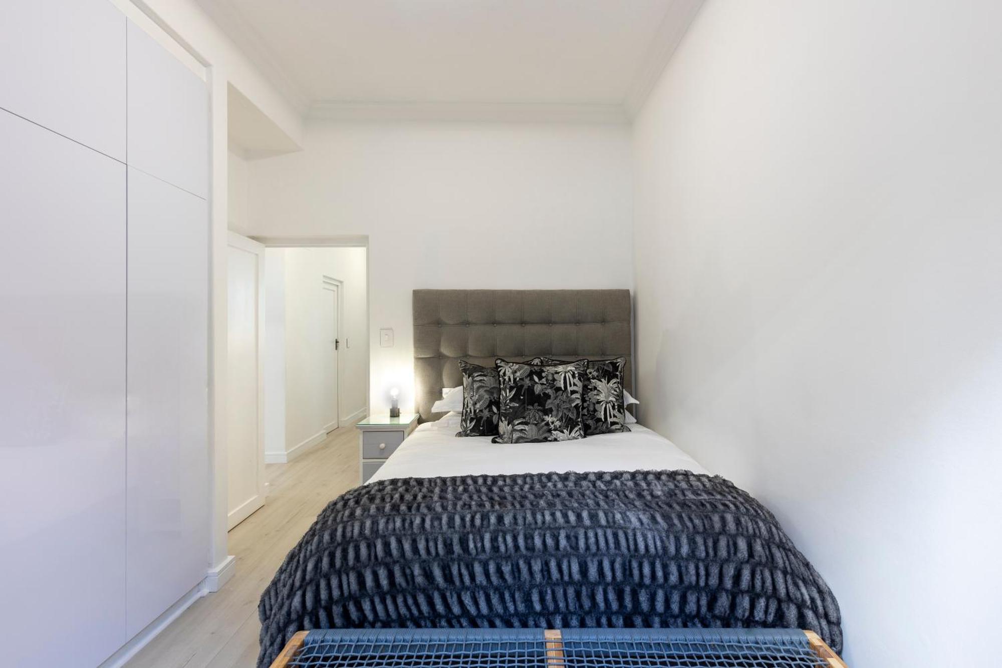 Clifton Yolo Spaces - Clifton Beachfront Apartments Cape Town Bagian luar foto