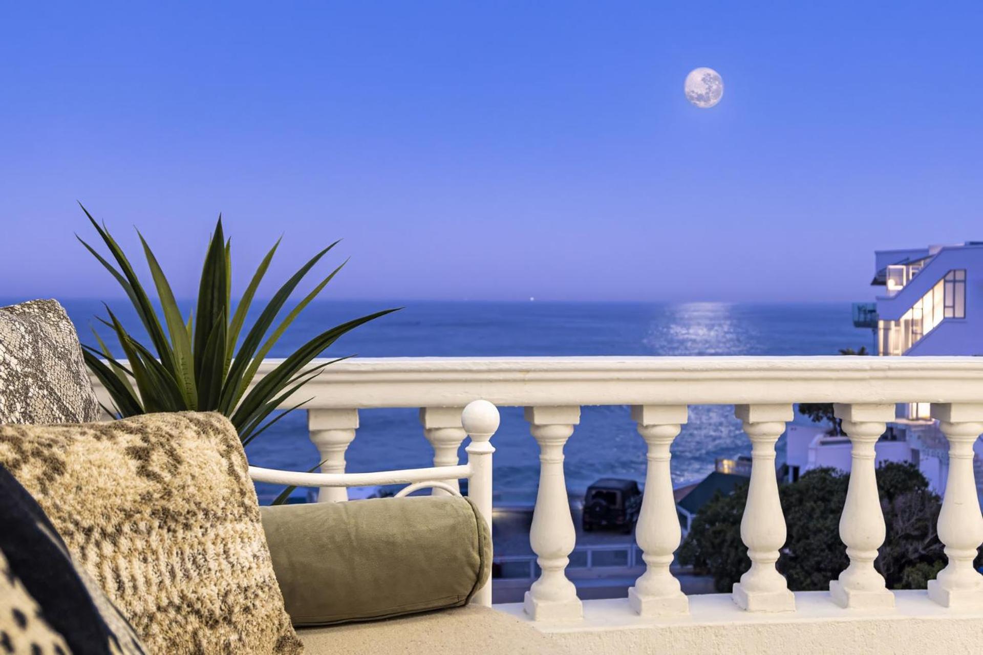 Clifton Yolo Spaces - Clifton Beachfront Apartments Cape Town Bagian luar foto